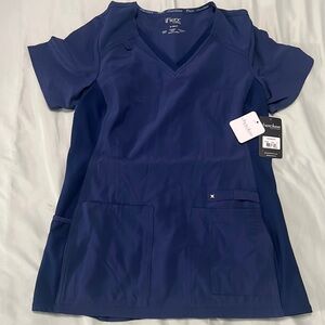 Size small